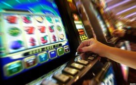 Live casino dengan dealer profesional di resep4d yang menarik dan interaktif di perangkat mobile Indonesia